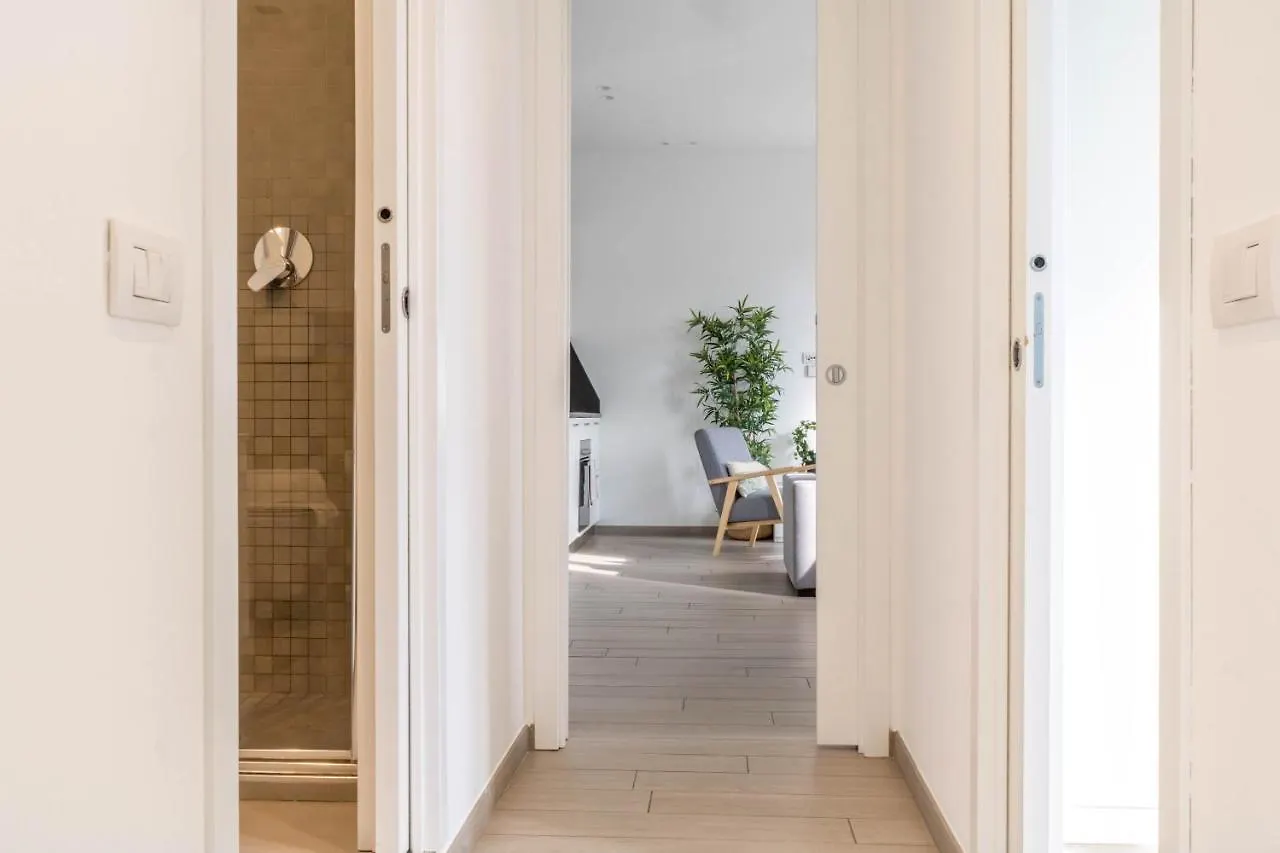 Joivy Mazzini Brera Apartment Milan 0*,