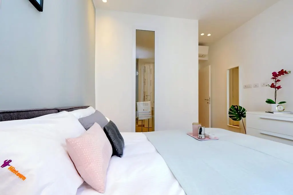 Joivy Mazzini Brera Apartment Milan