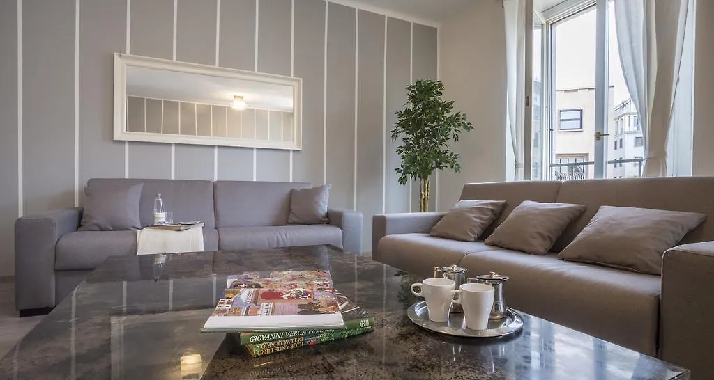 Joivy Mazzini Brera Apartment Milan 0*,
