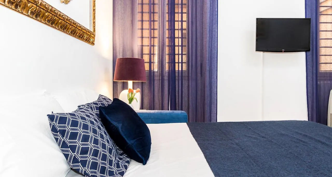 Joivy Mazzini Brera Apartment Milan