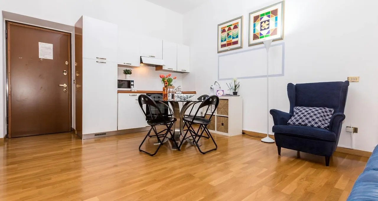 Joivy Mazzini Brera Apartment Milan